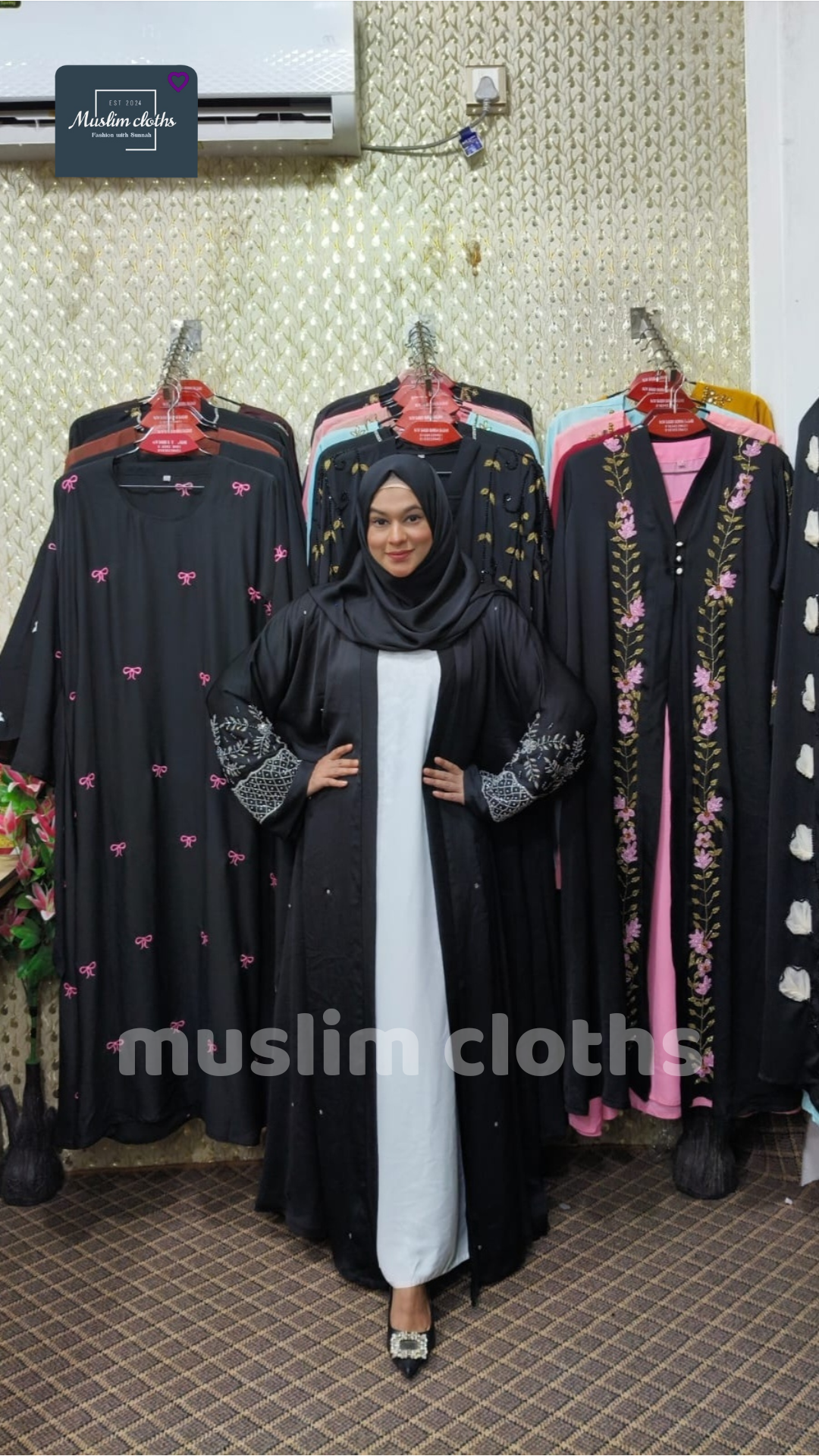 প্রিমিয়াম ঝুম কাপড়ের কারচুপি কাজ করা শুধু বোরকা 25101 - Image 4