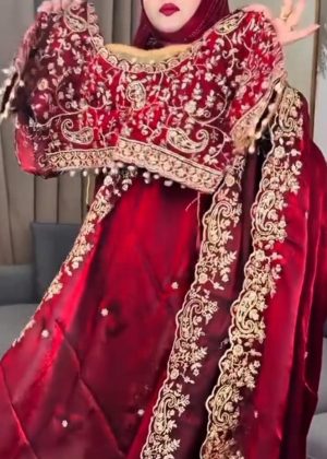 মাধুরী শাড়ি উইথ রেডি ব্লাউজ – ফুল এম্ব্রয়ডারি ওয়ার্ক